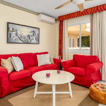 Riviera Gem: Stunning Sea View Terrace *